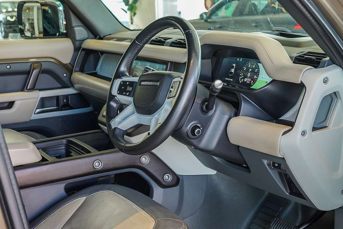 2021 Land Rover Defender 110 P400 X-Dynamic HSE L663