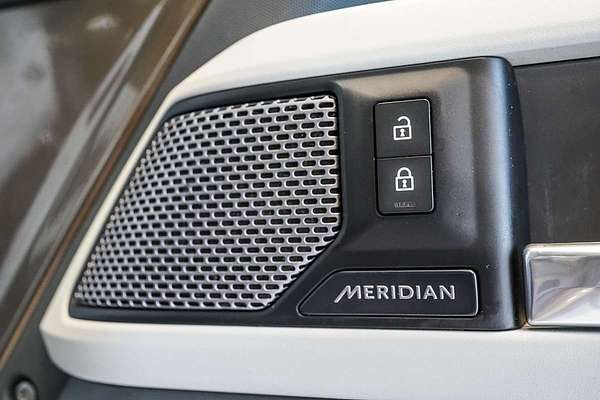2021 Land Rover Defender 110 P400 X-Dynamic HSE L663