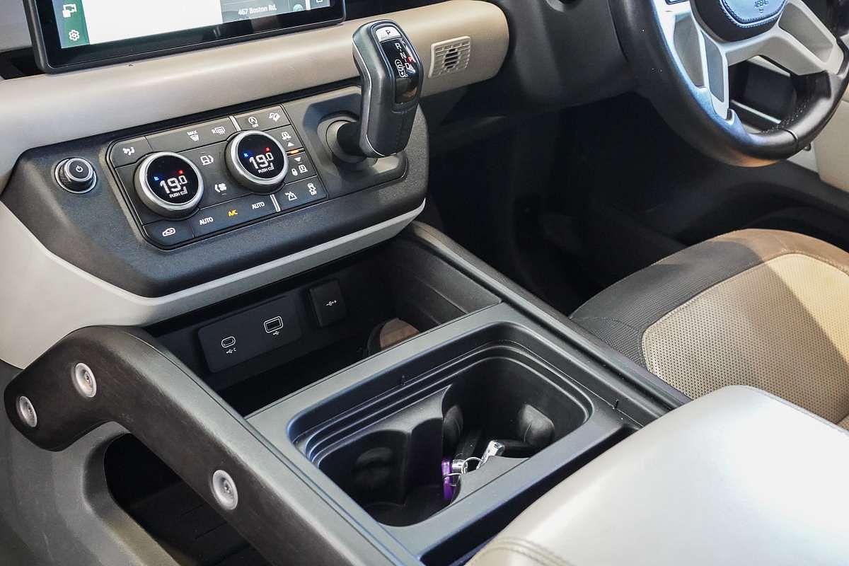 2021 Land Rover Defender 110 P400 X-Dynamic HSE L663