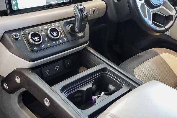 2021 Land Rover Defender 110 P400 X-Dynamic HSE L663