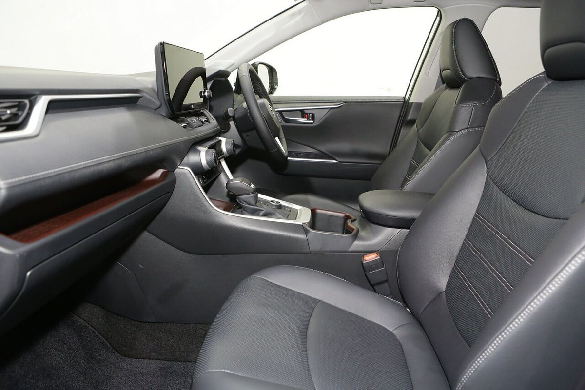2025 Toyota RAV4 Cruiser AXAH54R