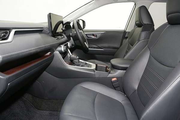 2025 Toyota RAV4 Cruiser AXAH54R