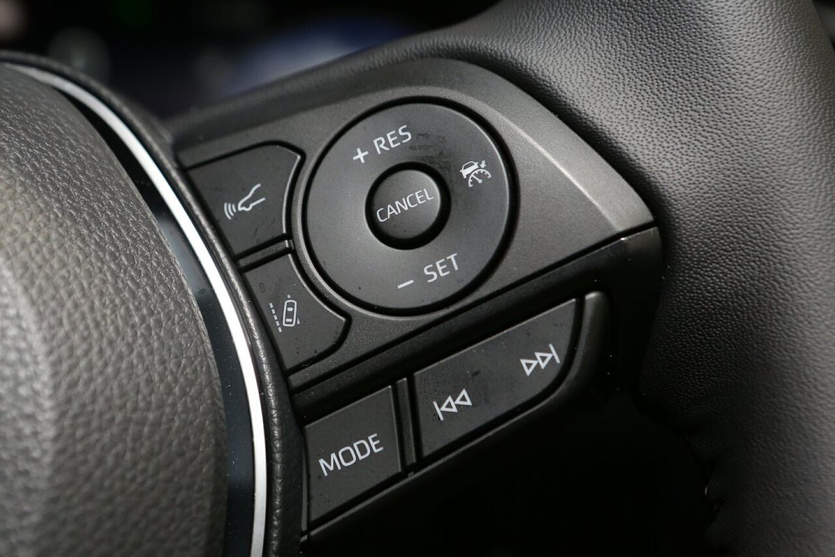 2025 Toyota RAV4 Cruiser AXAH54R