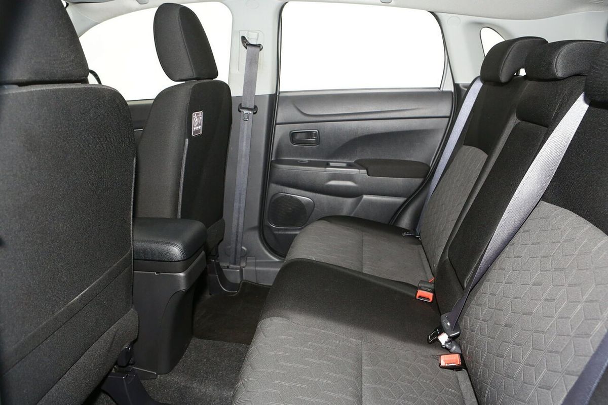 2020 Mitsubishi ASX ES XD