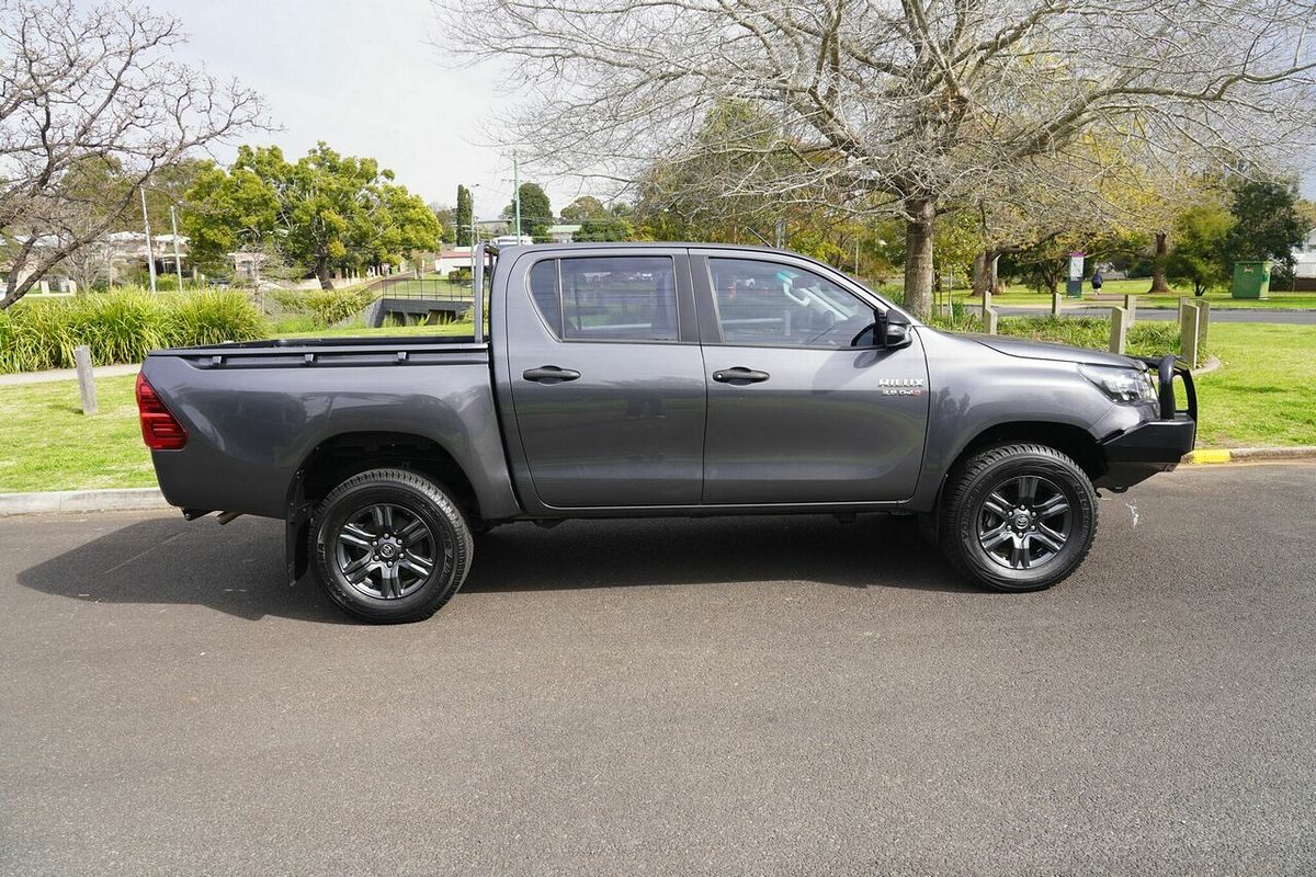 2020 Toyota Hilux SR GUN126R 4X4