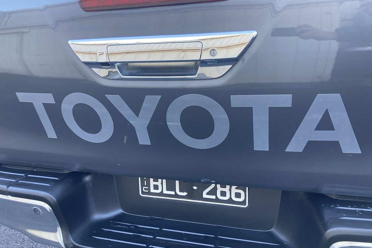 2020 Toyota Hilux SR5 GUN126R 4X4