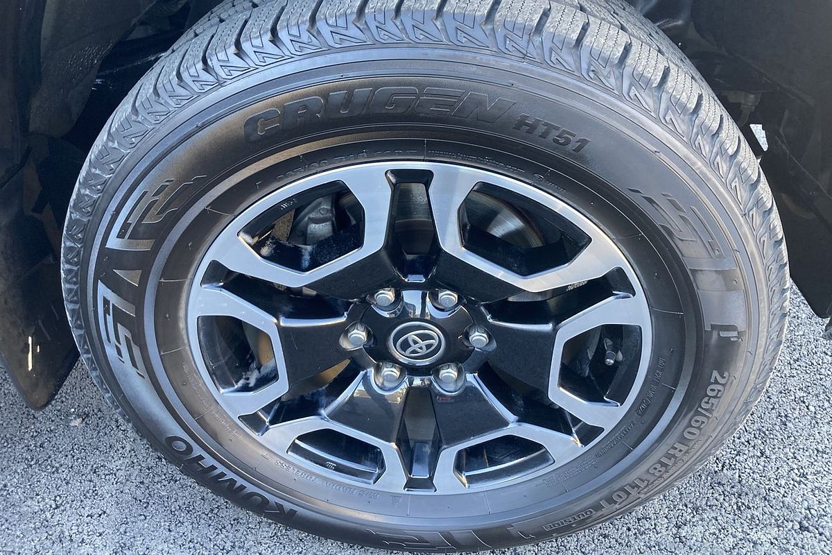 2020 Toyota Hilux SR5 GUN126R 4X4