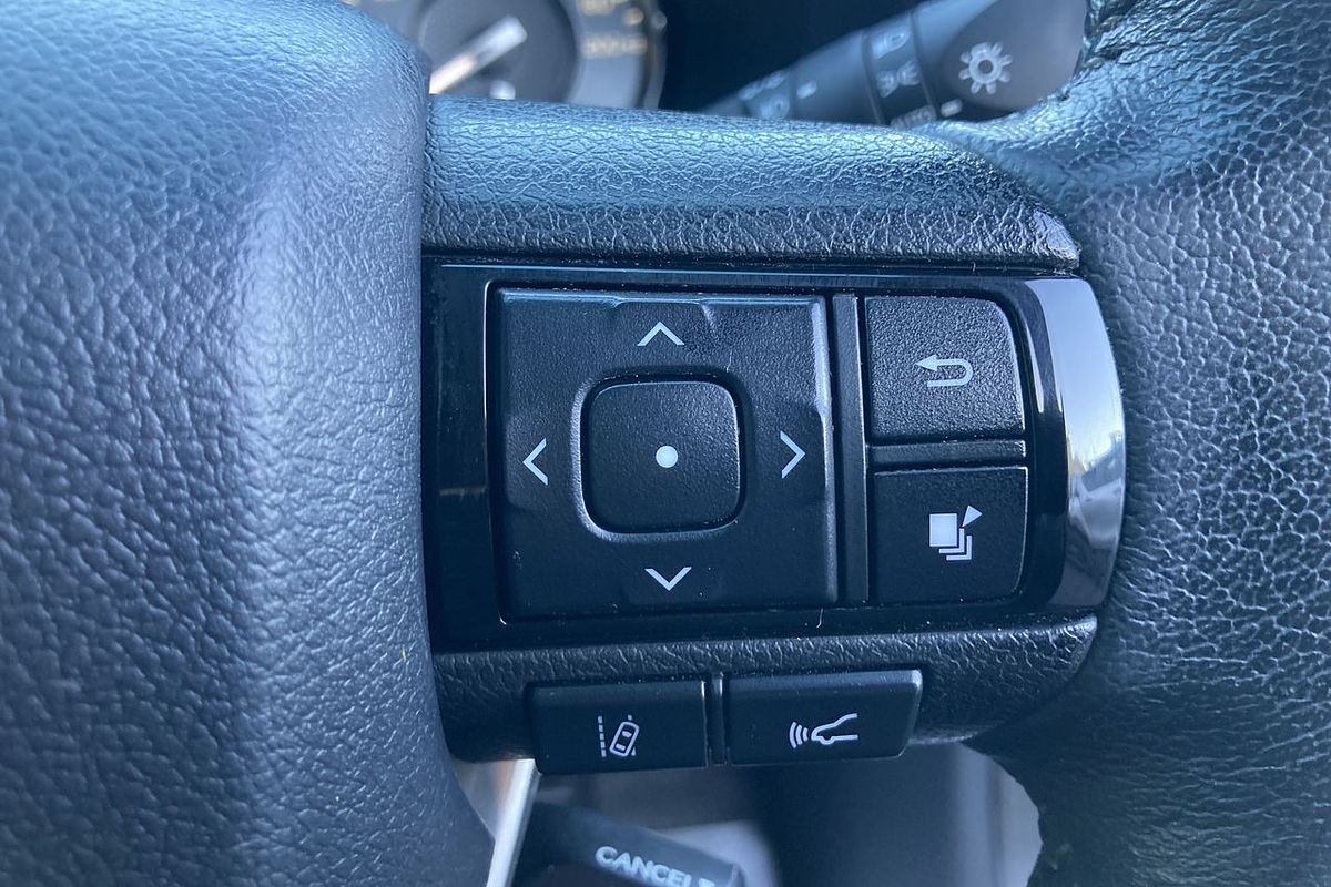 2020 Toyota Hilux SR5 GUN126R 4X4