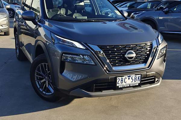 2024 Nissan X-TRAIL ST T33