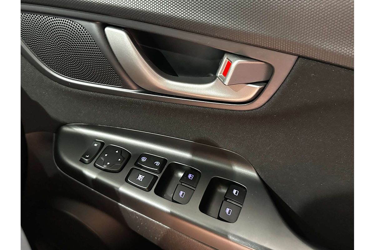 2018 Hyundai Kona Active OS