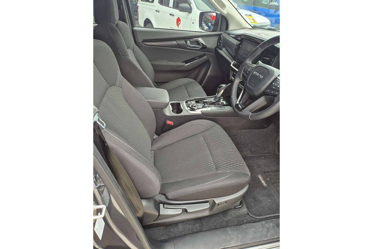 2025 Isuzu MU-X LS-U