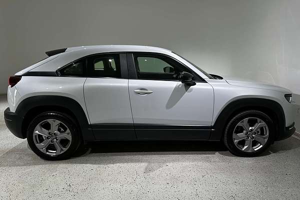 2022 Mazda MX-30 G20e Touring DR Series