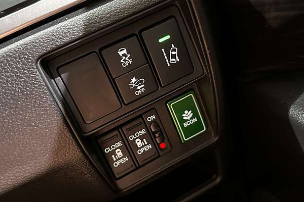 2020 Honda Odyssey VTi-L 5th Gen