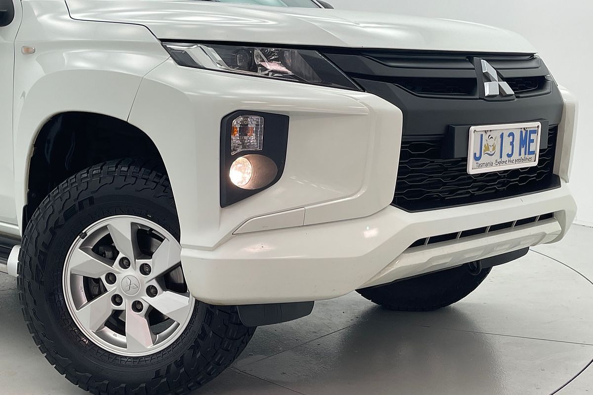 2021 Mitsubishi Triton GLX+ MR 4X4