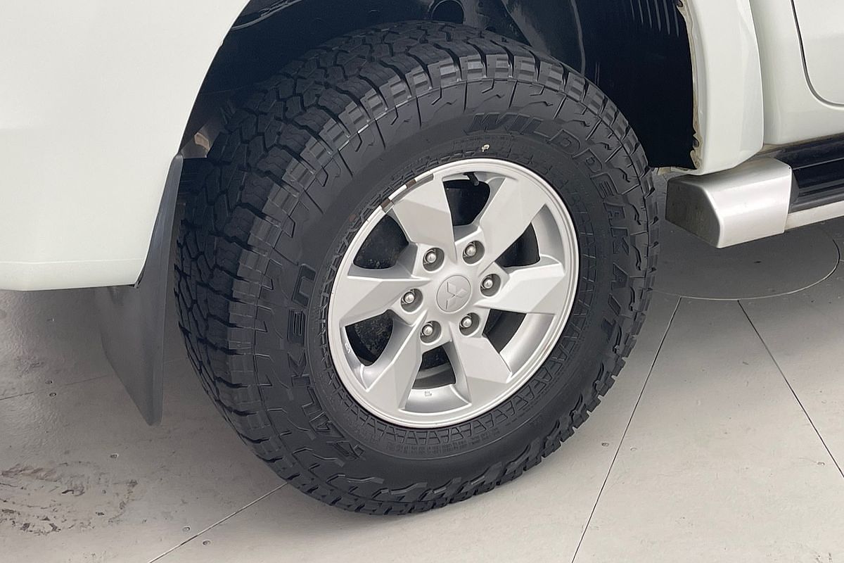 2021 Mitsubishi Triton GLX+ MR 4X4