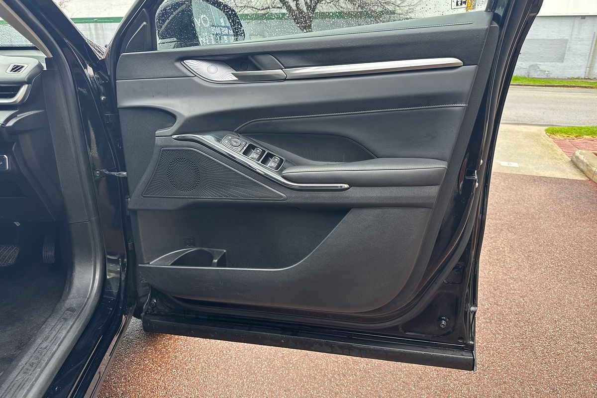2021 GWM H6 Lux B01