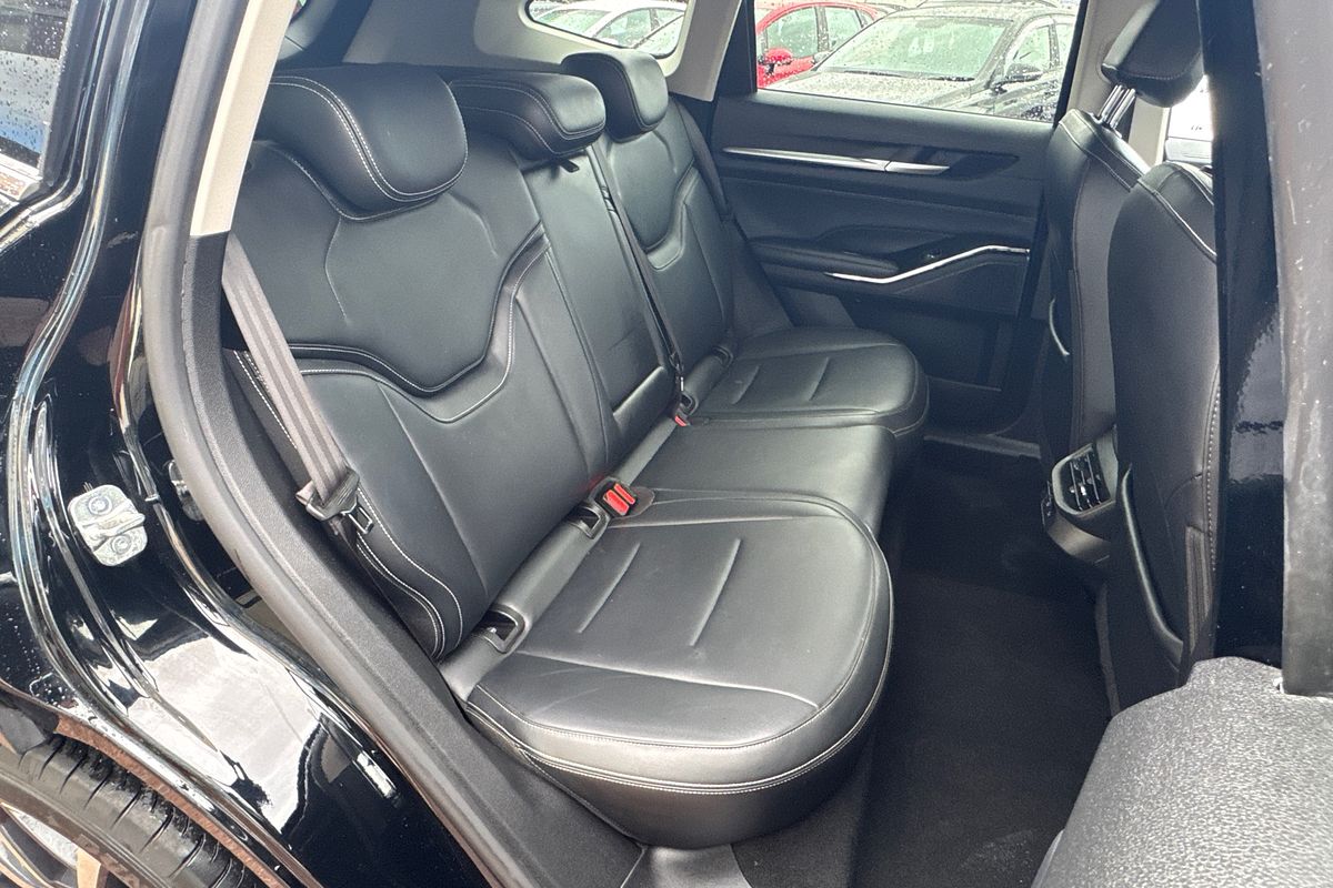 2021 GWM H6 Lux B01
