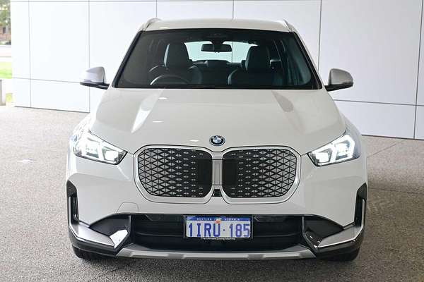 2024 BMW iX1 eDrive20 xLine U11