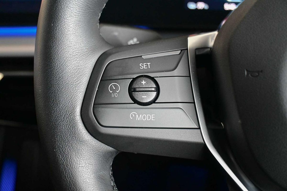 2024 BMW iX1 eDrive20 xLine U11