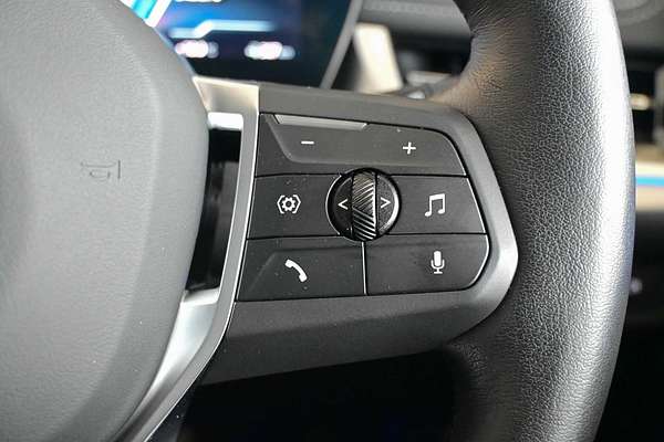 2024 BMW iX1 eDrive20 xLine U11