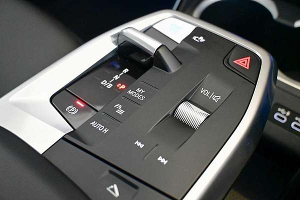 2024 BMW iX1 eDrive20 xLine U11