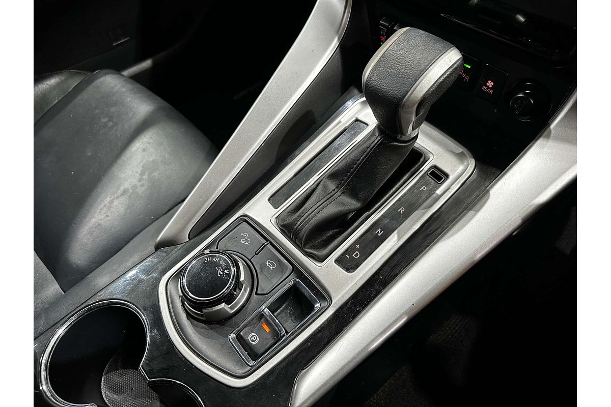 2017 Mitsubishi Pajero Sport Exceed QE