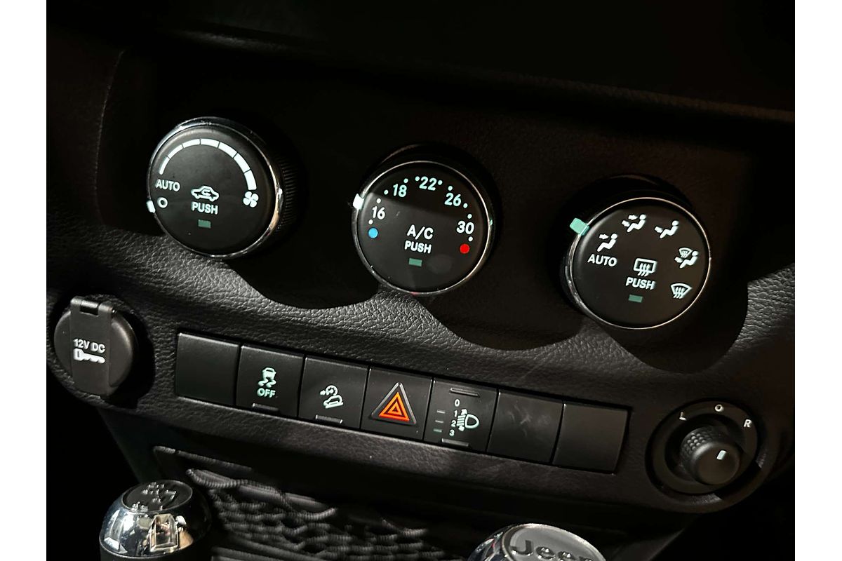 2016 Jeep Wrangler Unlimited Sport JK