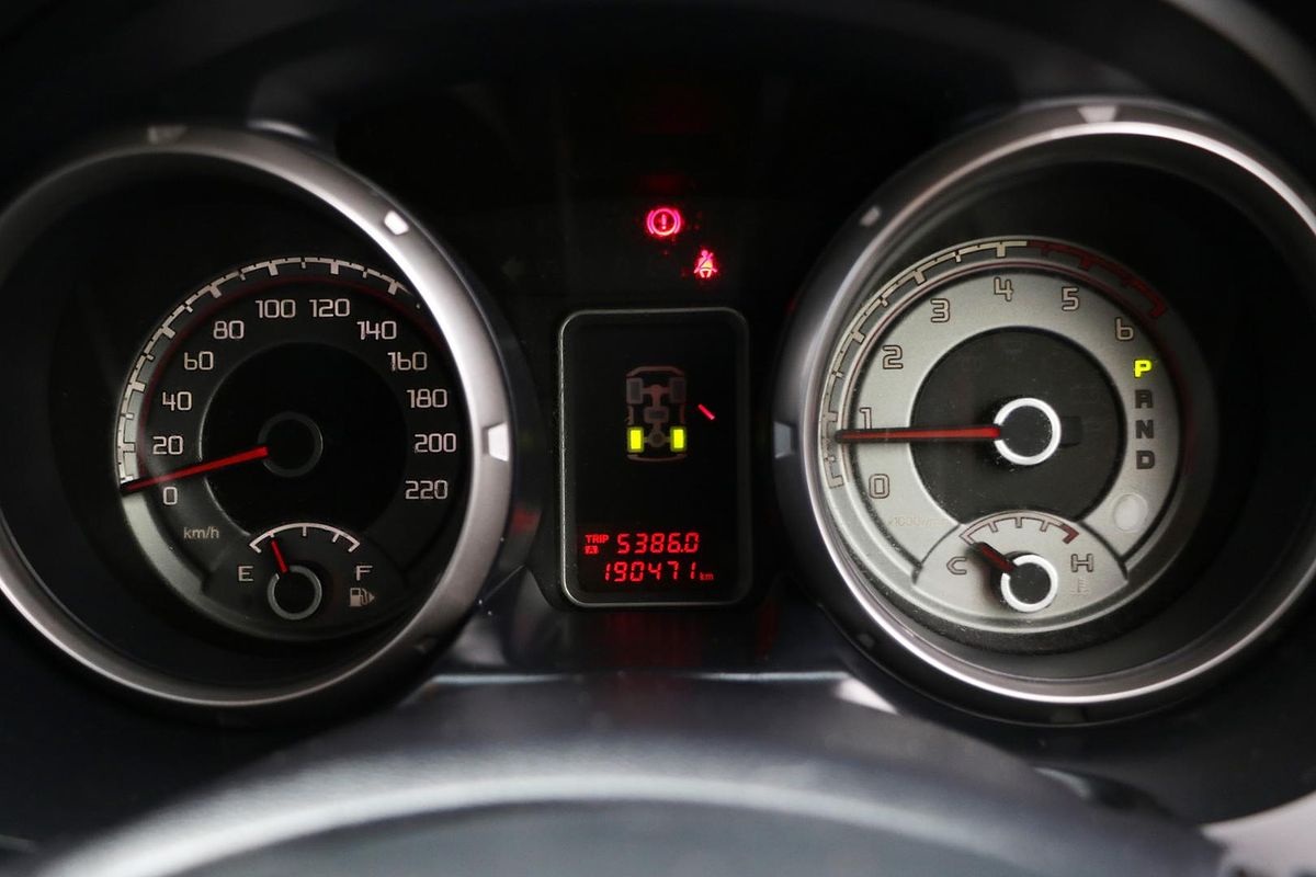 2013 Mitsubishi Pajero VR-X NW