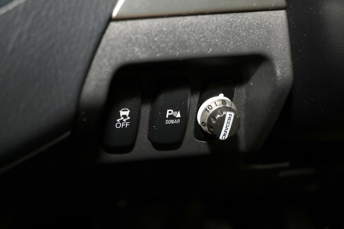 2013 Mitsubishi Pajero VR-X NW
