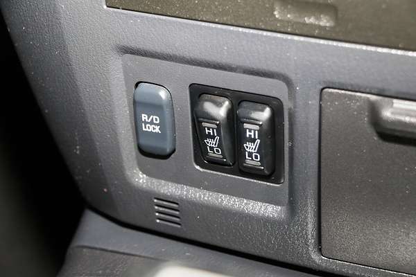 2013 Mitsubishi Pajero VR-X NW