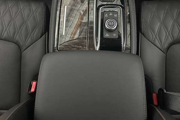 2025 Nissan Patrol Ti Y62