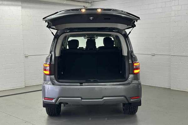 2025 Nissan Patrol Ti Y62