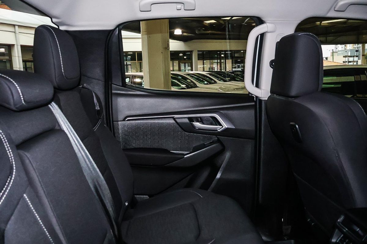 2024 Isuzu D-MAX LS-M 4X4