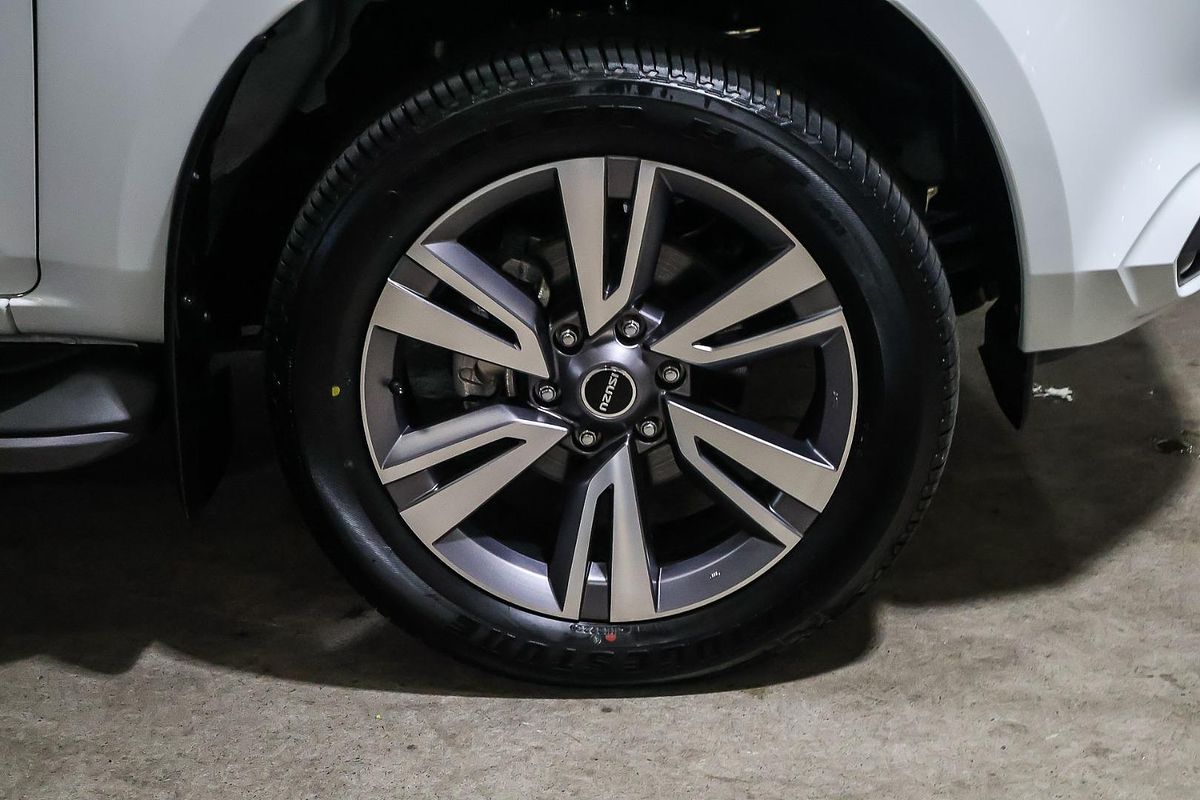 2024 Isuzu MU-X LS-T