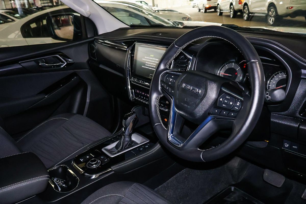 2024 Isuzu MU-X LS-U