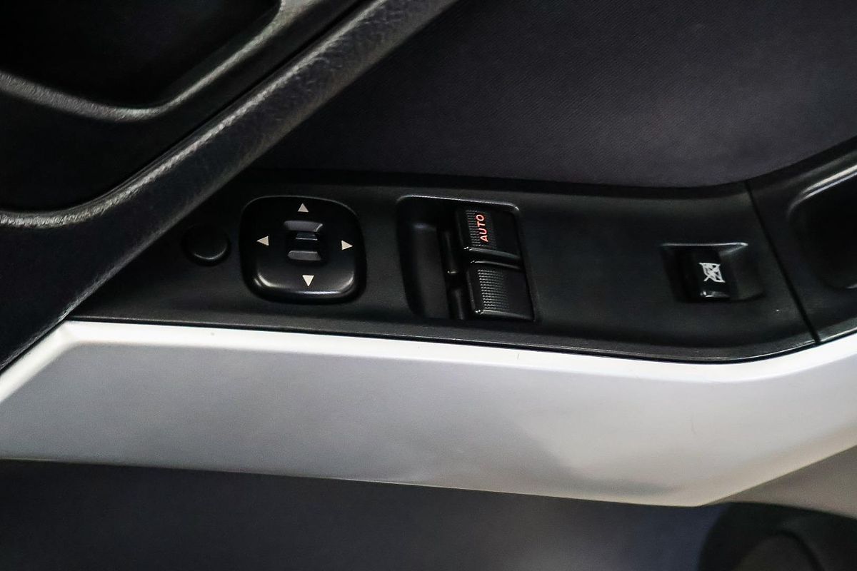 2013 Mazda BT-50 XT UP Rear Wheel Drive
