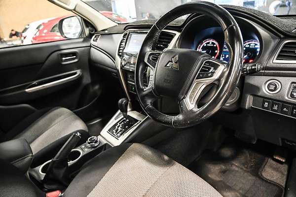 2022 Mitsubishi Triton GLS MR 4X4