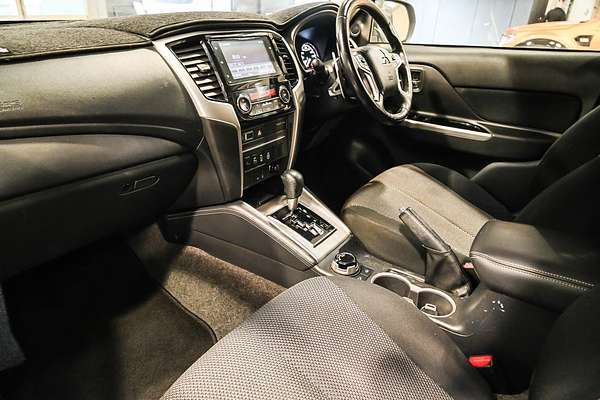 2022 Mitsubishi Triton GLS MR 4X4