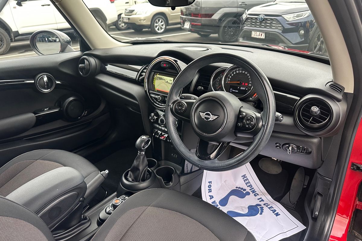 2017 MINI Cooper
