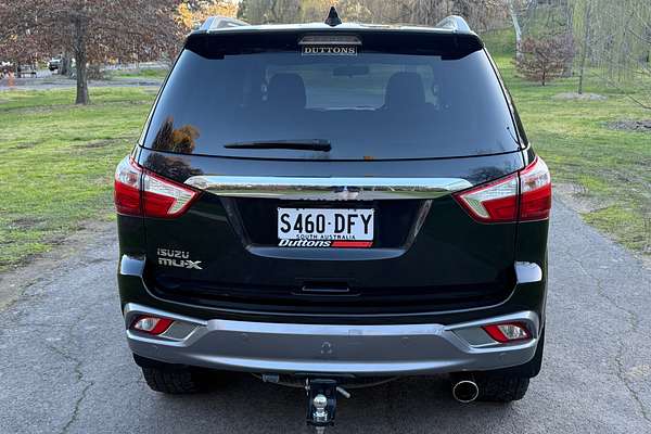 2020 Isuzu MU-X LS-T