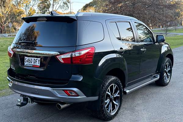 2020 Isuzu MU-X LS-T
