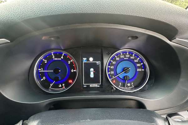 2019 Toyota Hilux SR5 GUN126R