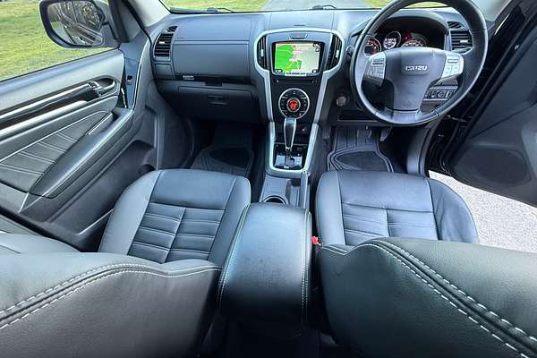 2020 Isuzu MU-X LS-T