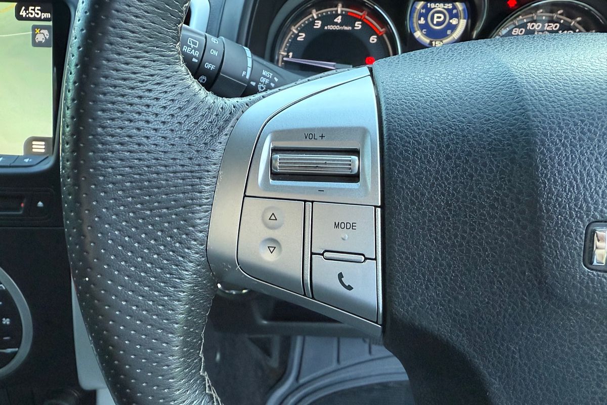2020 Isuzu MU-X LS-T