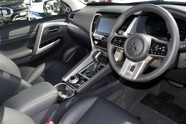 2024 Mitsubishi Pajero Sport Exceed QG