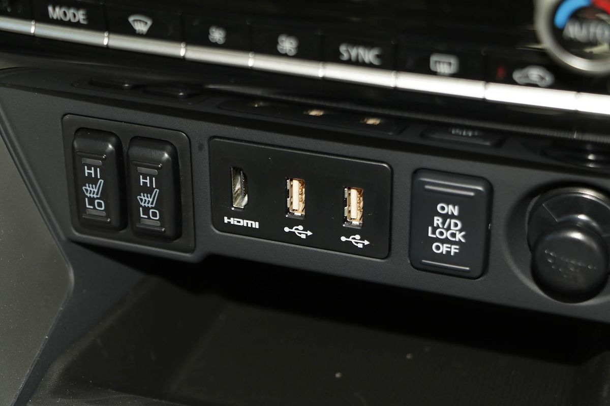 2024 Mitsubishi Pajero Sport Exceed QG