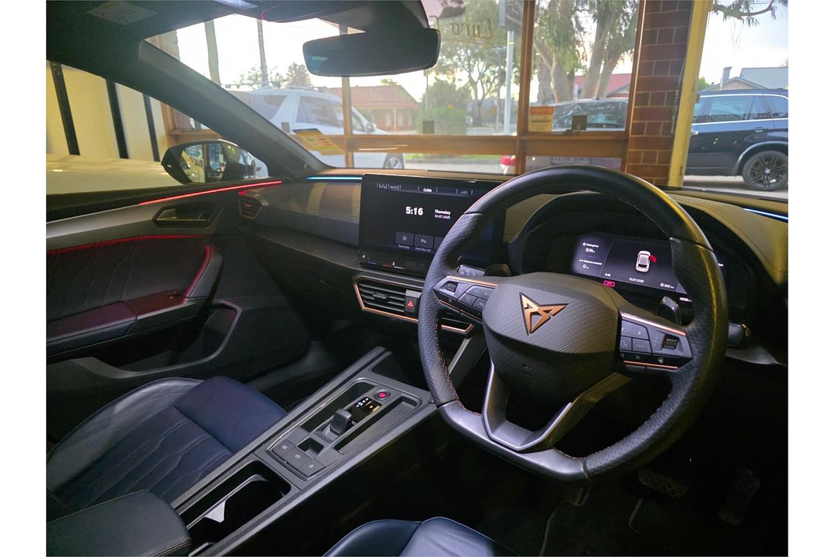 2024 CUPRA Leon V Tribe Edition KL