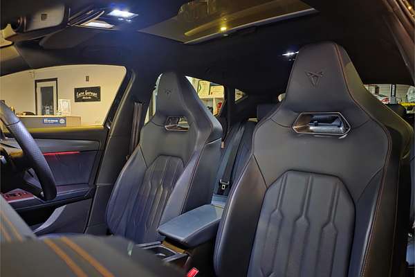 2024 CUPRA Leon V Tribe Edition KL