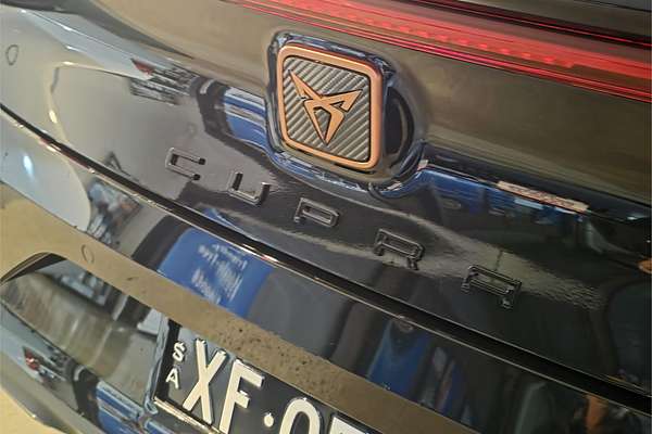 2024 CUPRA Leon V Tribe Edition KL