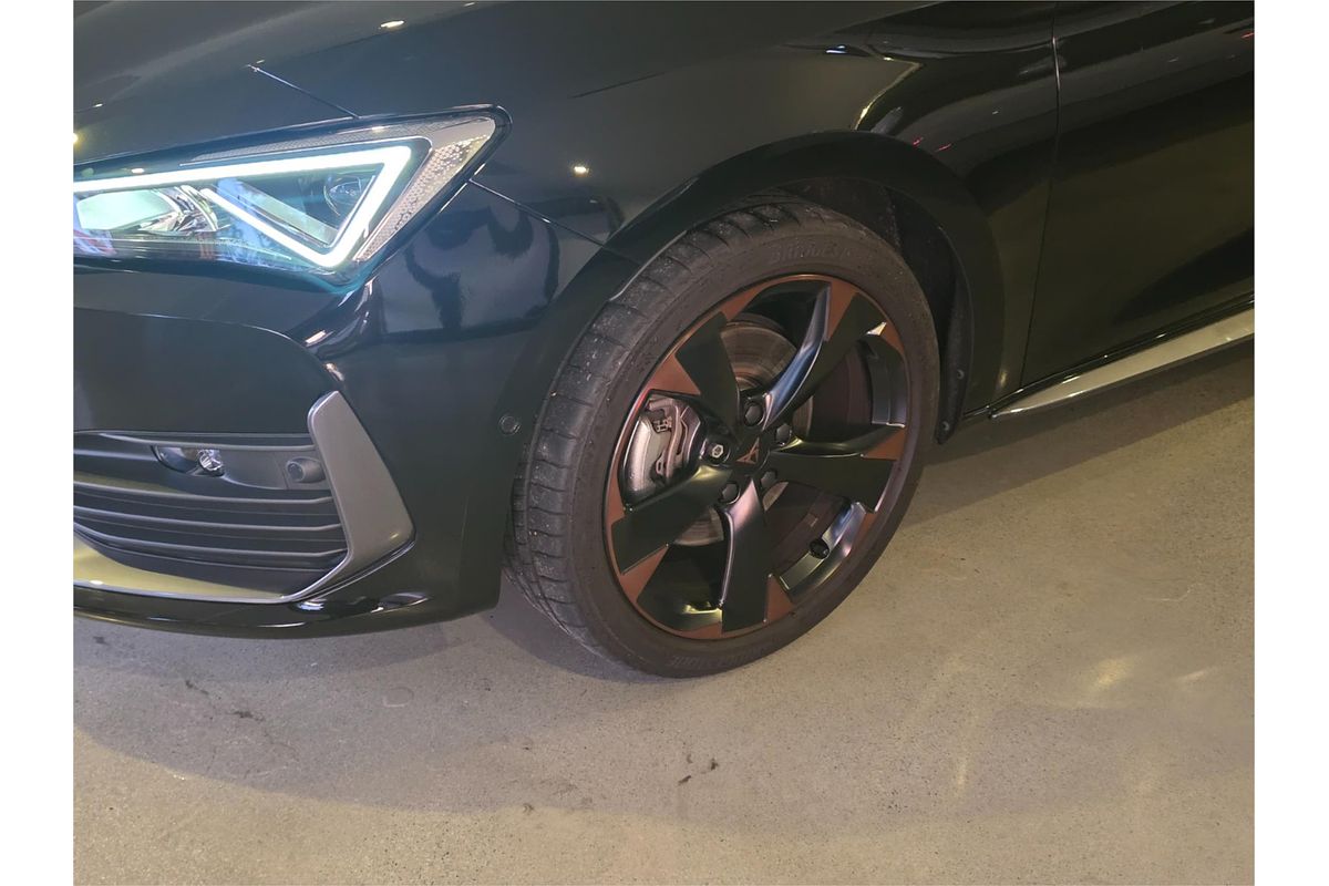 2024 CUPRA Leon V Tribe Edition KL